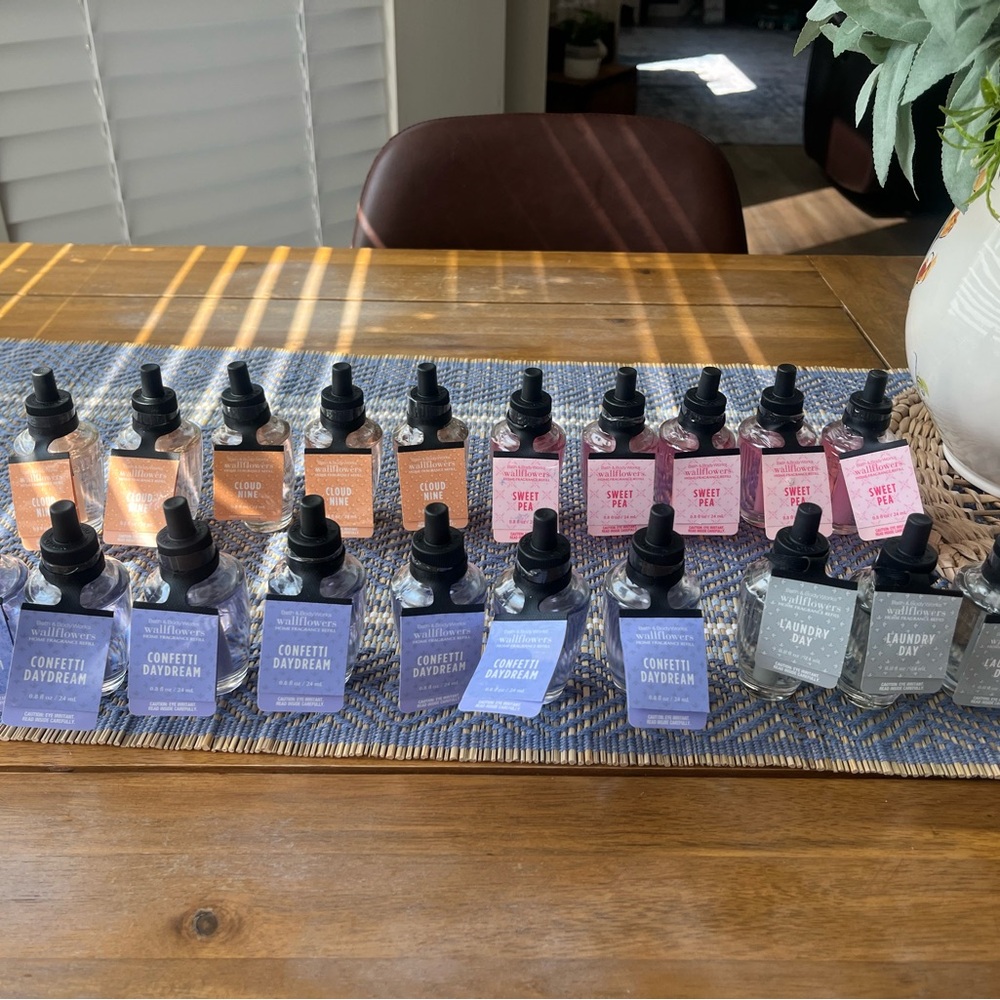 20 New Bath & Body Works Wall plug refills